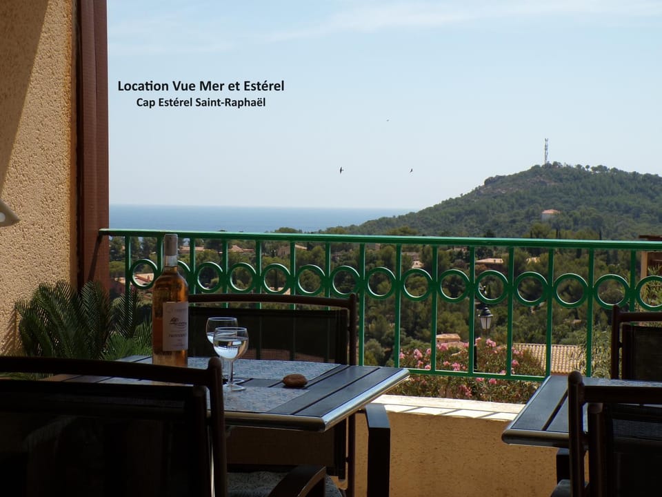 Patio, Balcony/Terrace, Balcony/Terrace, Landmark view, Mountain view, Sea view, Inner courtyard view