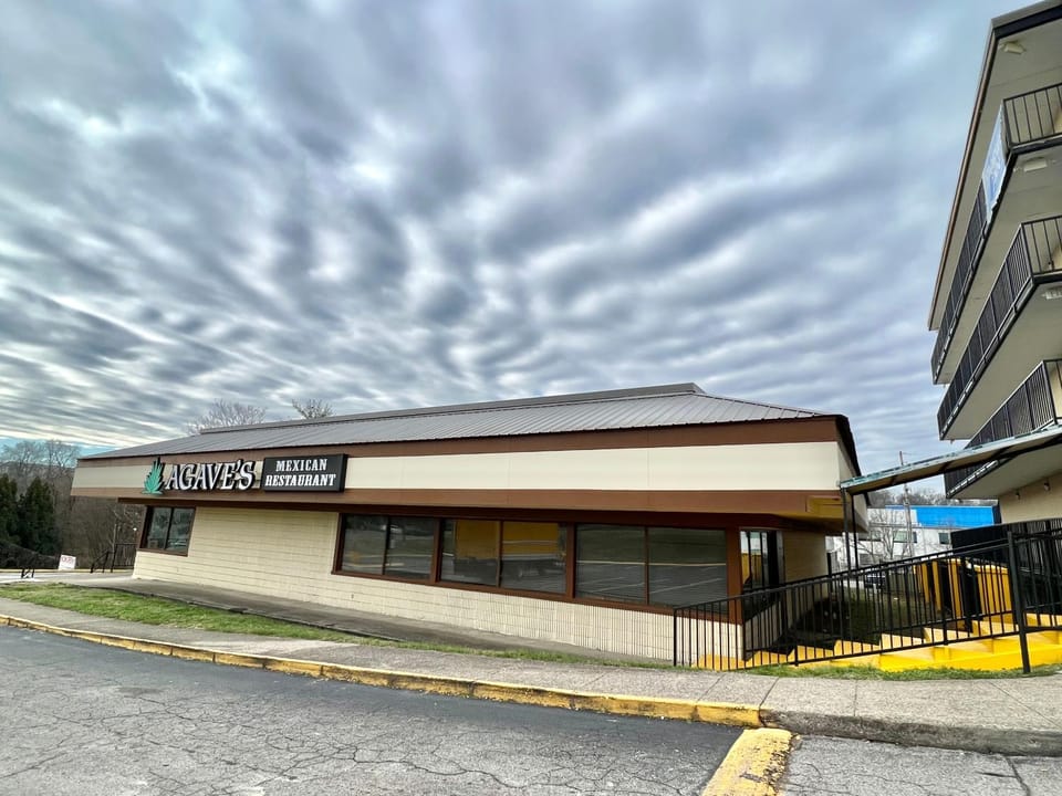 Property building, Restaurant/places to eat