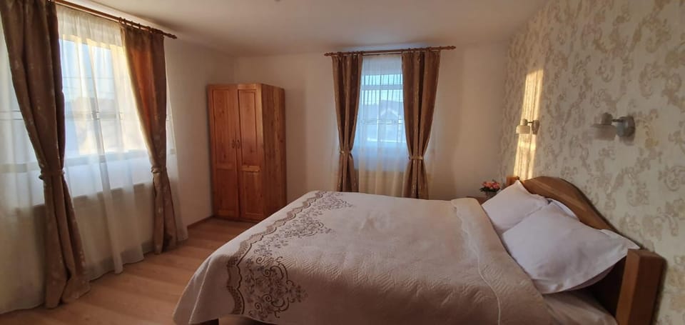 Casa Primaverii Villa in Brașov County