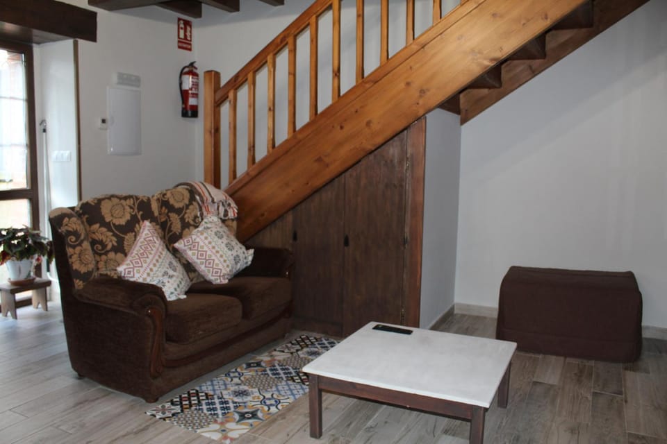 Living room, Lounge or bar