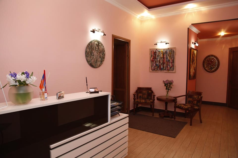 View (from property/room), Living room, Lobby or reception