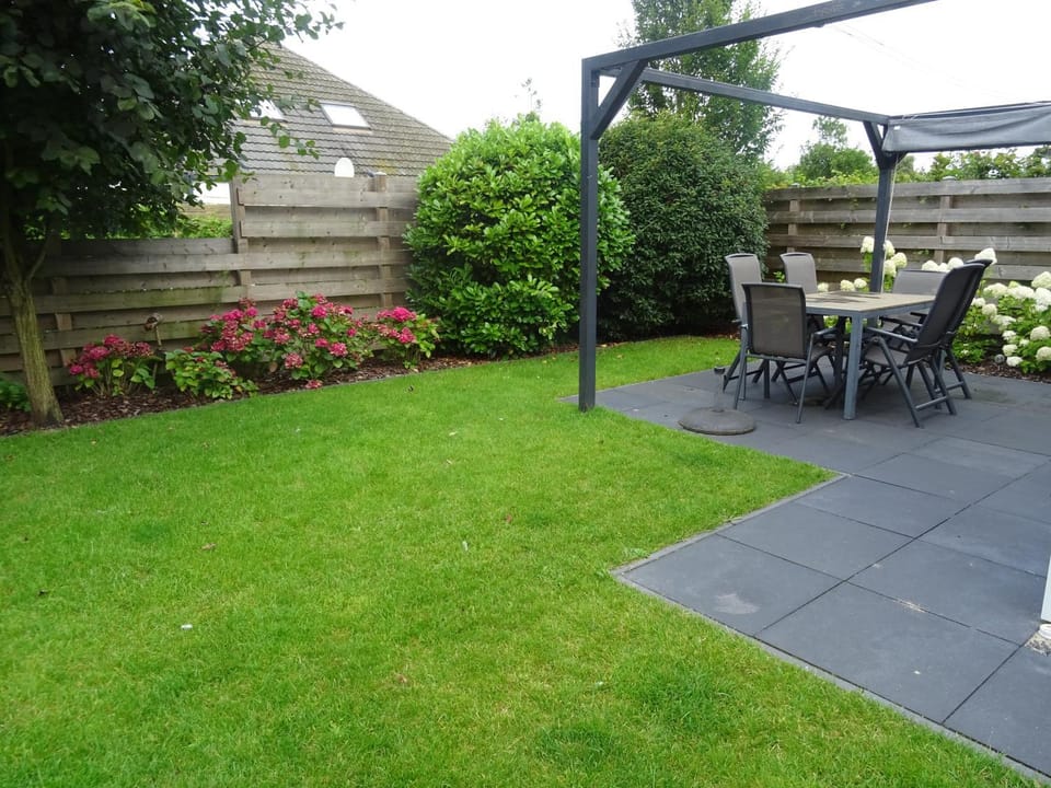 Garden, Garden, Balcony/Terrace