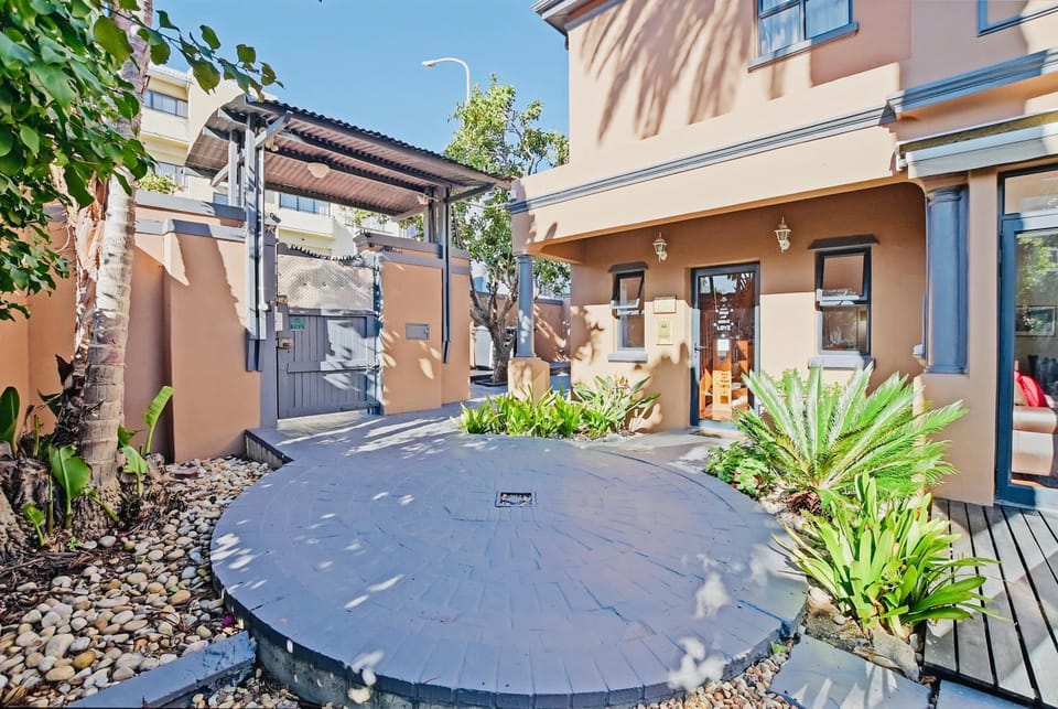 Property building, Patio