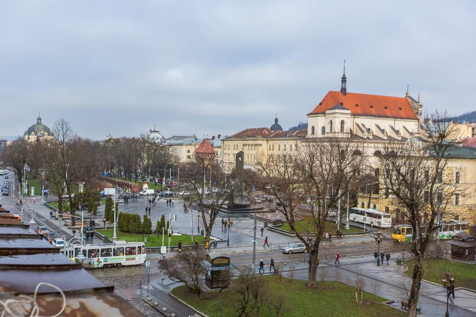 Property building, City view