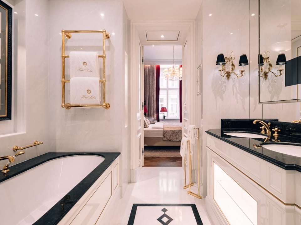 Bathroom, Bath