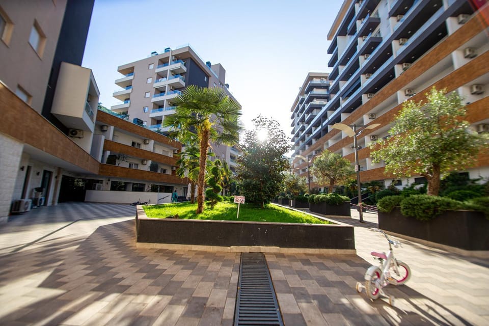 Property building, Natural landscape, Garden, Garden view