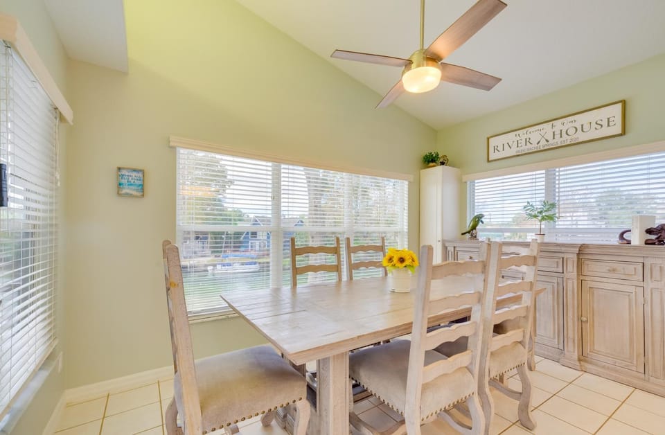 Weeki Wachee River Home on Main River! House in Spring Hill