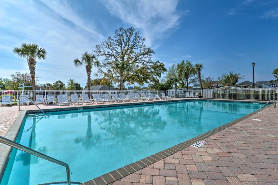 Game Room Surfside Beach Resort Hideaway! House in Surfside Beach