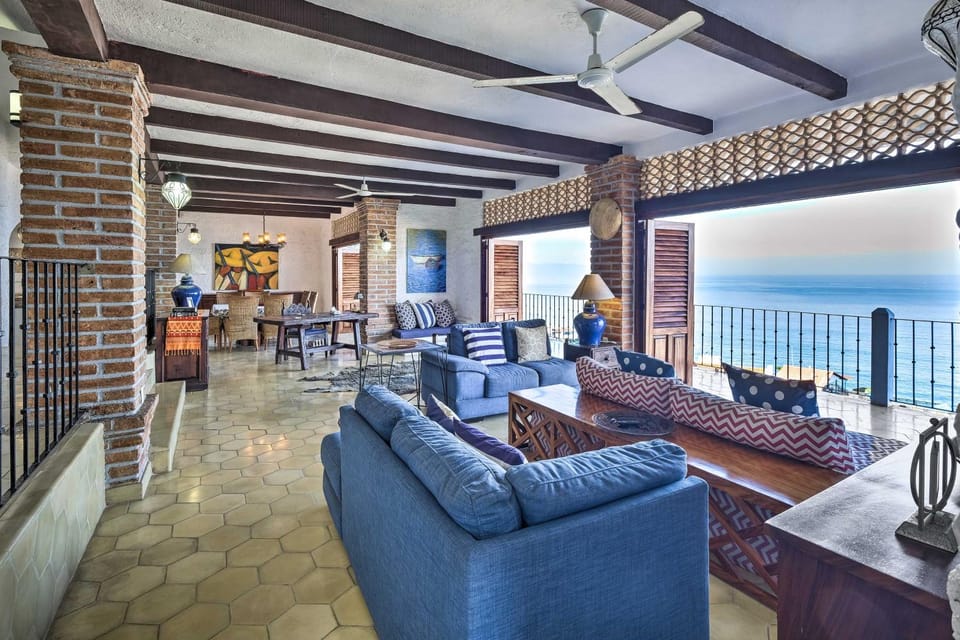 Mid-Century Modern Condo w/ Patio & Ocean Views! House in Puerto Vallarta