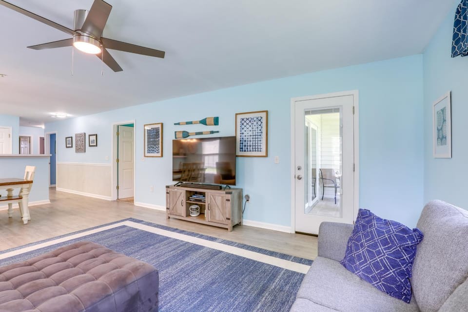 Swim, Golf & Relax: Resort Condo in Myrtle Beach! House in Carolina Forest