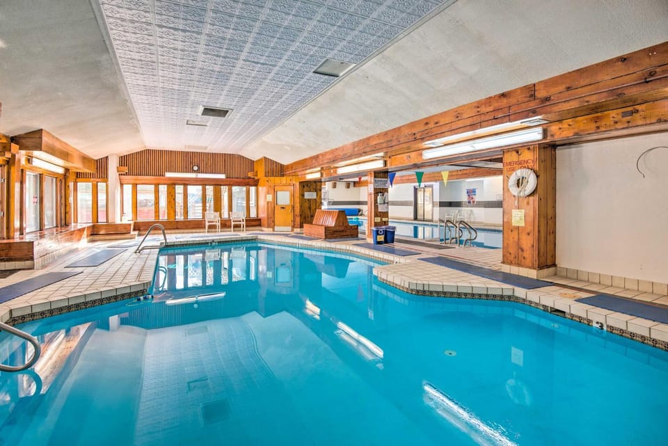 Spacious Village of Loon Home < 1 Mi to Ski Slopes House in Lincoln