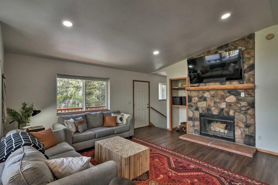 16-Acre Modern Fairplay Cabin with Mountain Views! Cabin in Park County