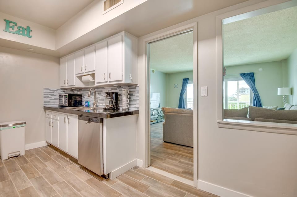 Direct Beach Access & View: Satellite Beach Condo! House in South Patrick Shores