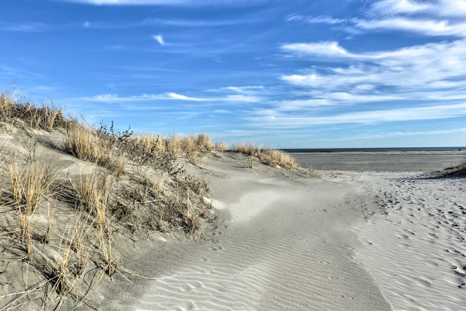 Remodeled Condo Right on Wildwood Crest Beach! House in Wildwood Crest
