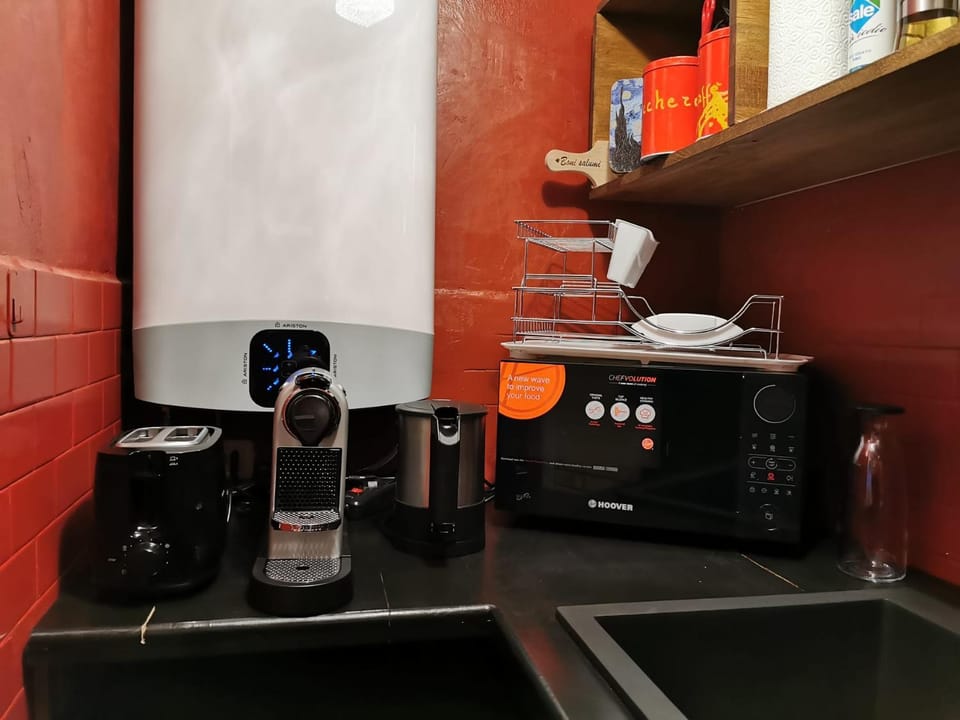 Coffee/tea facilities