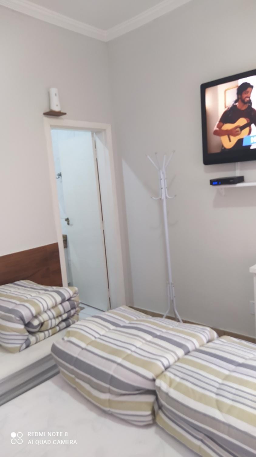 Pousada Quarto Familiar com ar,frigobar,wi fi, garagem Vacation rental in State of São Paulo