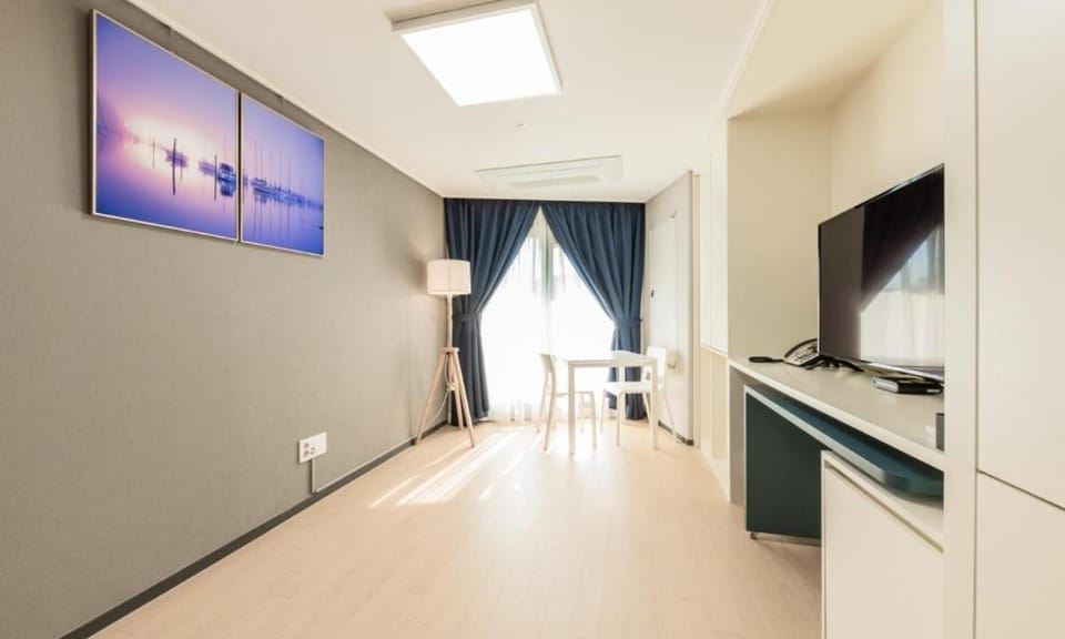 Risen Ocean Park Hotel Apartment hotel in South Korea