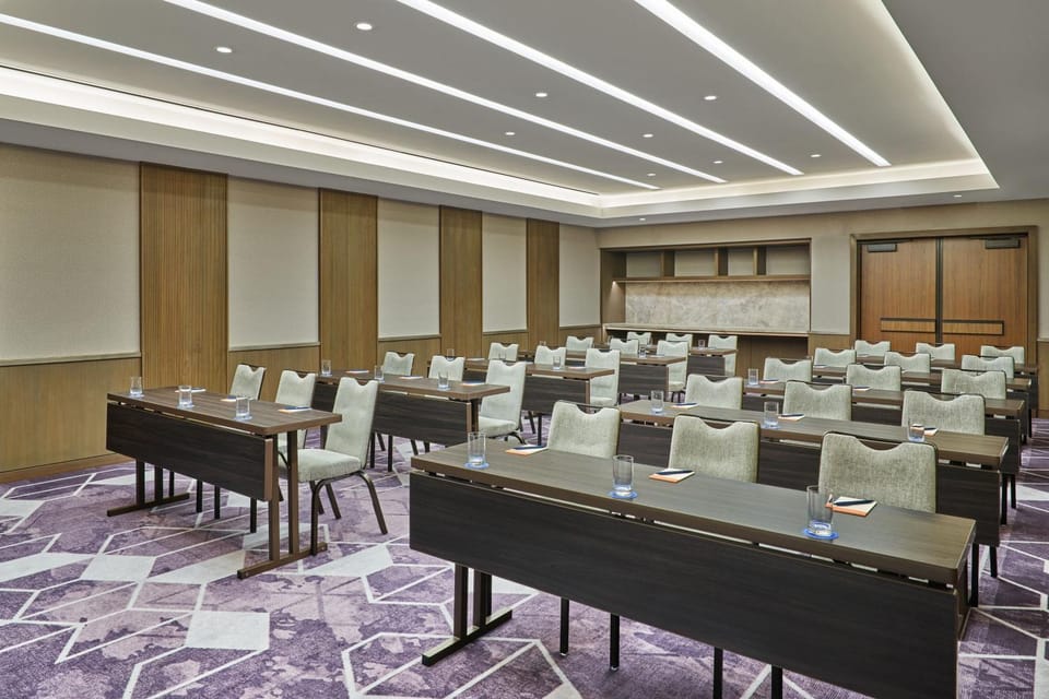 Meeting/conference room