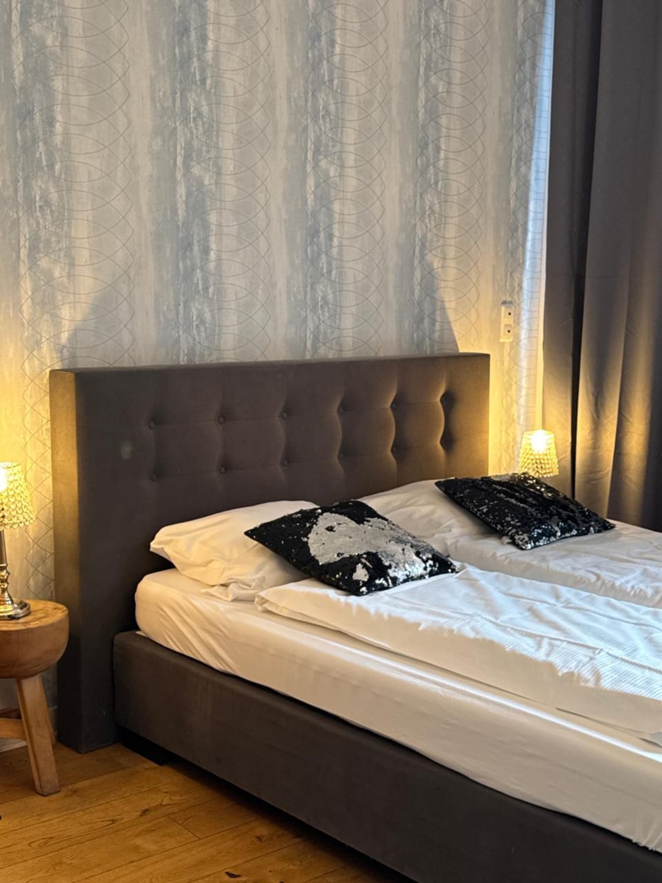 Six! Eat Work Sleep Hotel in Brühl