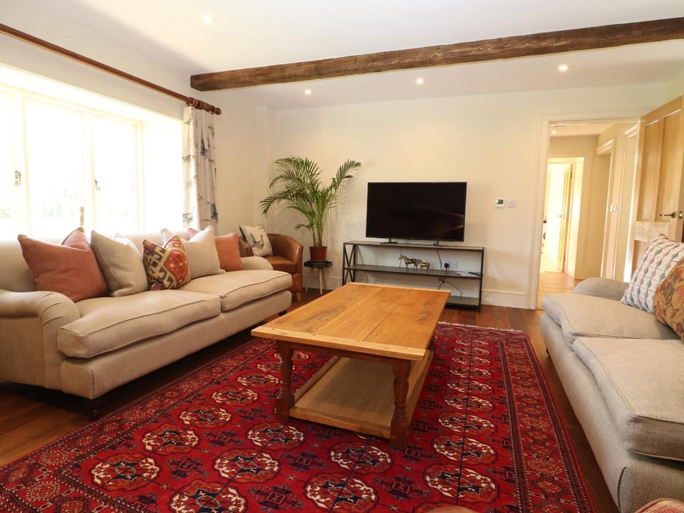 Morgans Farmhouse House in West Oxfordshire District