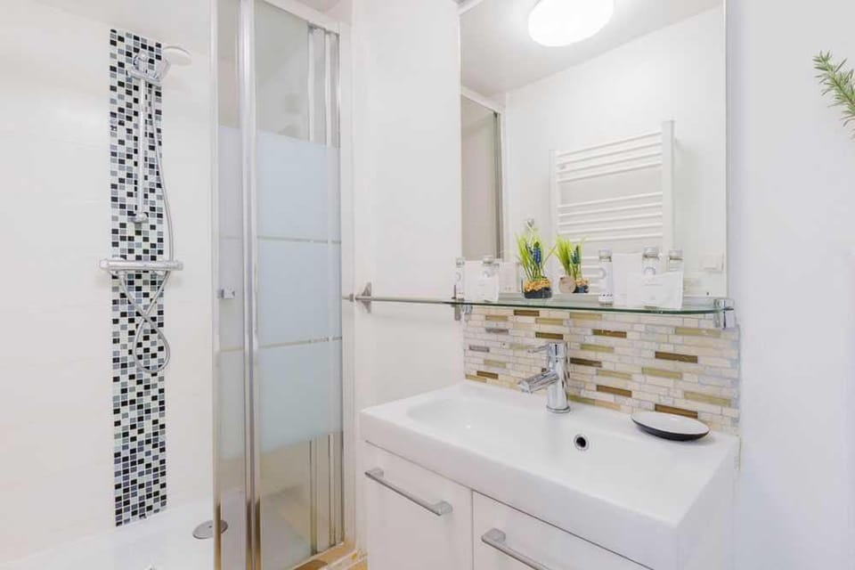 Cosy studio for 2 people - Jardin du Luxembourg Apartment in Paris