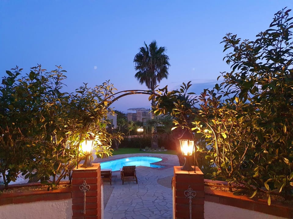 Night, Garden view, Pool view