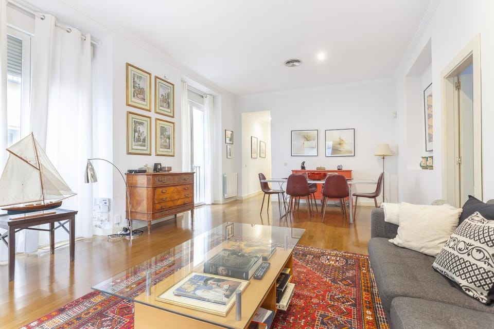 Communal lounge/ TV room, Living room