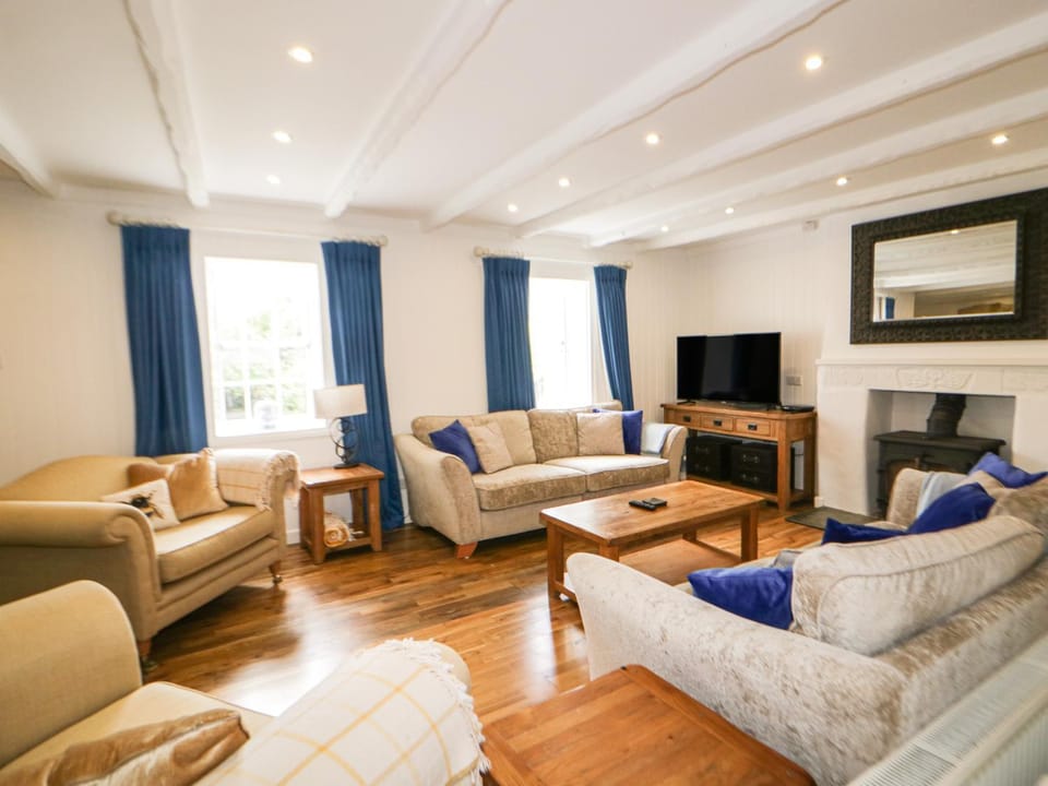 Great Western Farmhouse House in Newquay