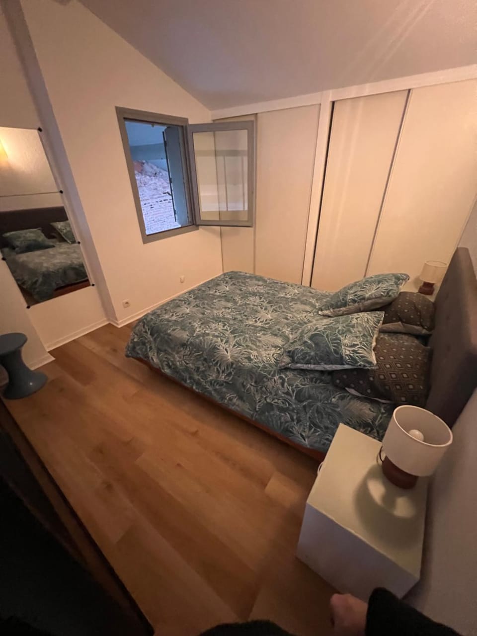 Loft sous les toits lumineux - Capitole-Daurade-Esquirol - Wifi Apartment in Toulouse