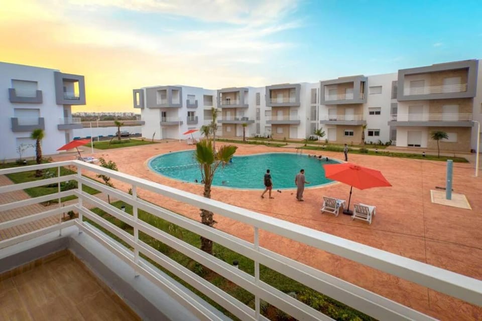 Pool view, Swimming pool