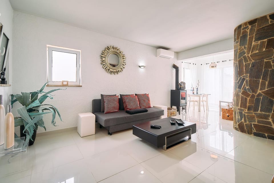 Living room, Sea view