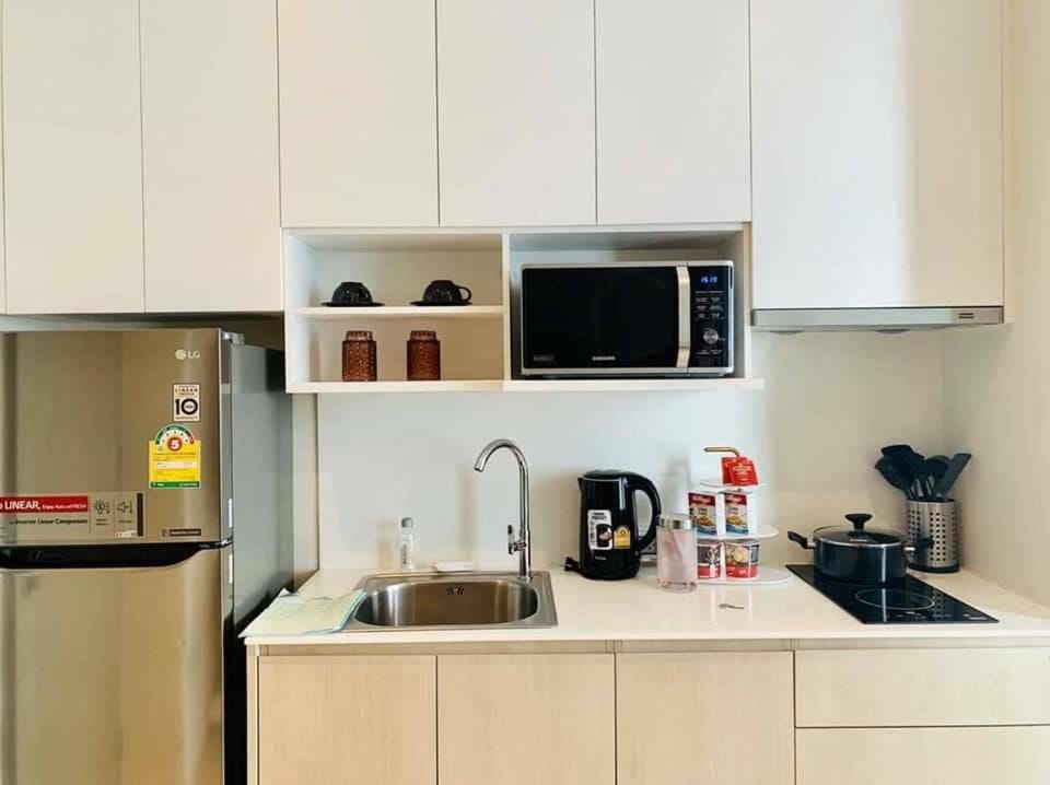 Coffee/tea facilities, Kitchen or kitchenette, Communal kitchen