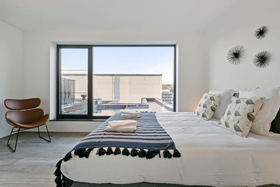 Casiola - Spacious 3 bedroom apartment with private garage Apartment in Knokke-Heist