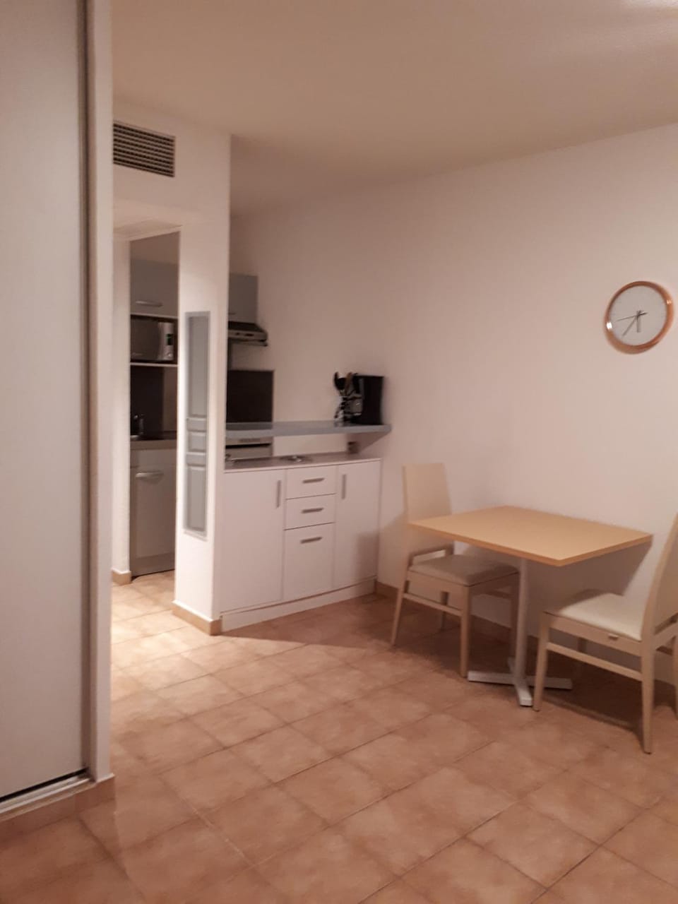 Hotel Albatros Apartment in Mouans-Sartoux