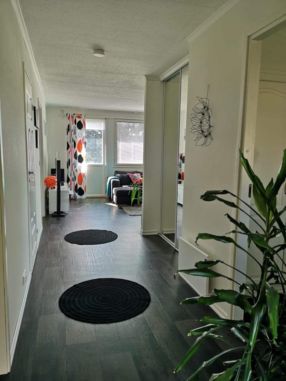 SARA - Modern Row Aprt with Sauna - 24h Check-in Apartment in Finland