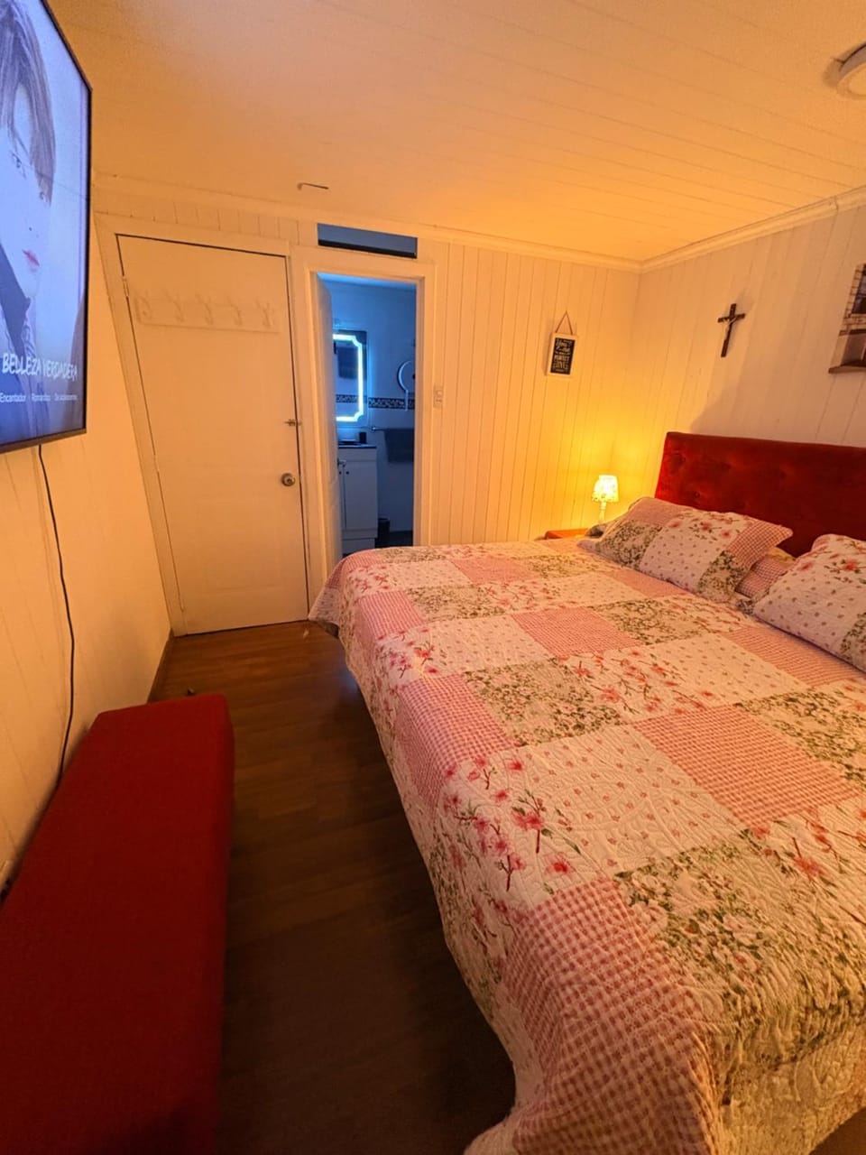 Habitacion Deluxe, Wi-Fi, desayuno gratis y a minutos del crucero! Vacation rental in Santiago Metropolitan Region