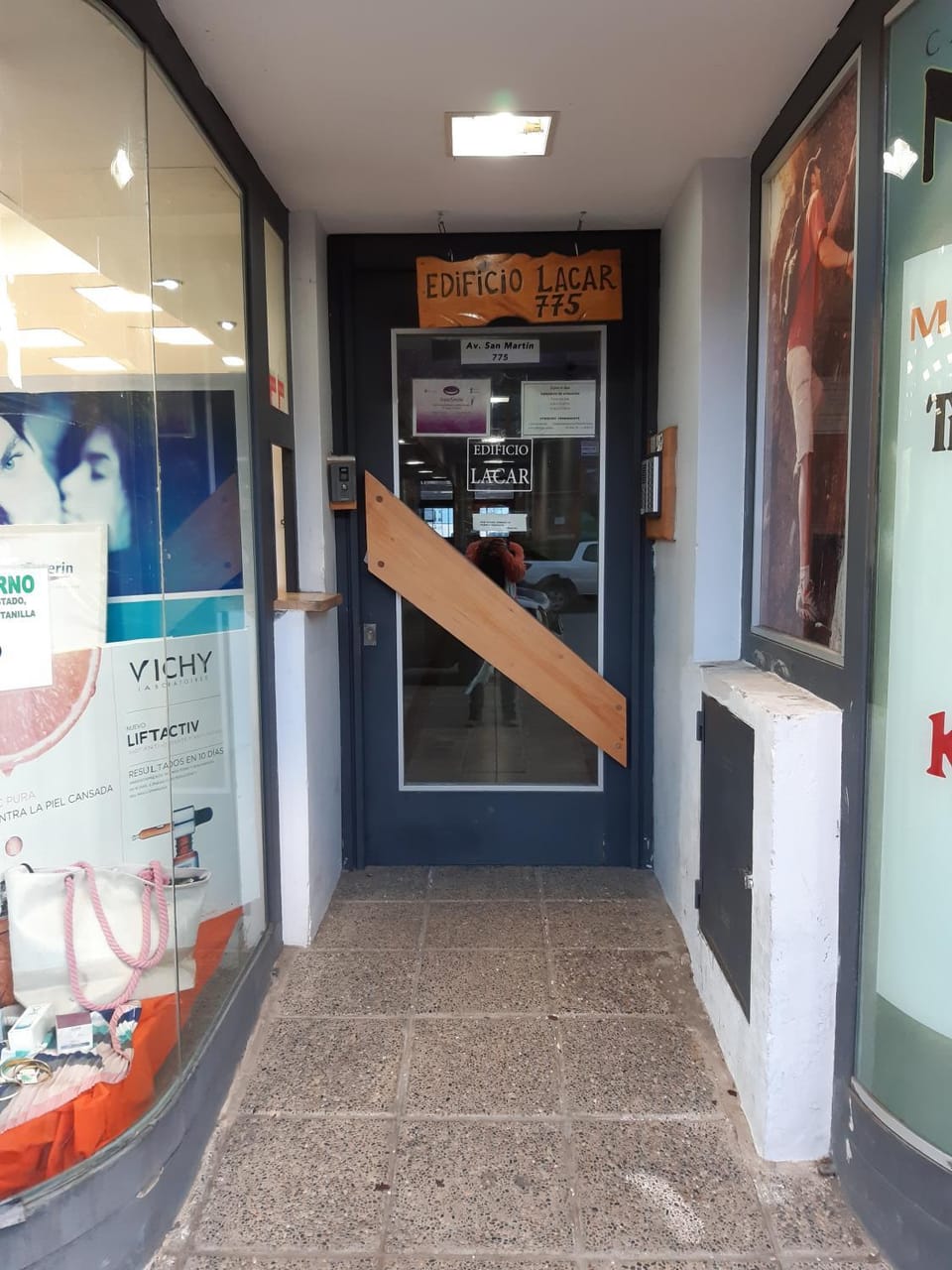 Facade/entrance