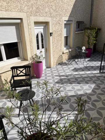 Inner courtyard view