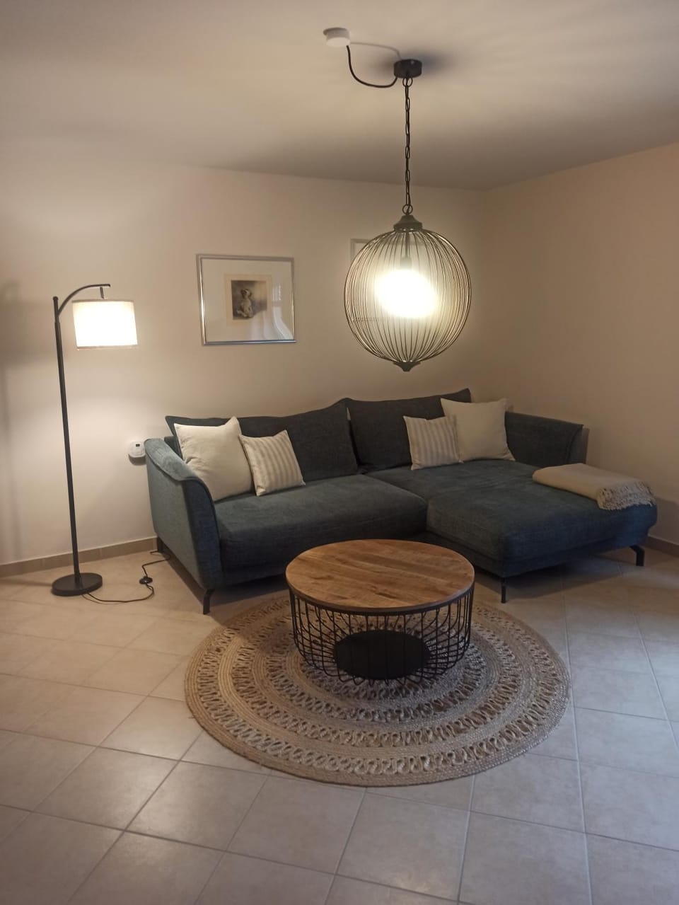 Schöne 77qm Wohnung in gehobener Lage direkt am Wald Apartment in Hesse