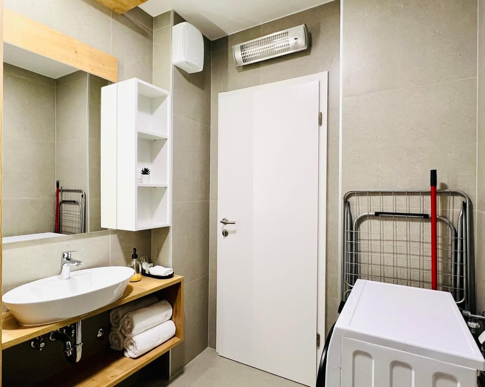 Apartmani AViS Apartment in Primorje-Gorski Kotar County