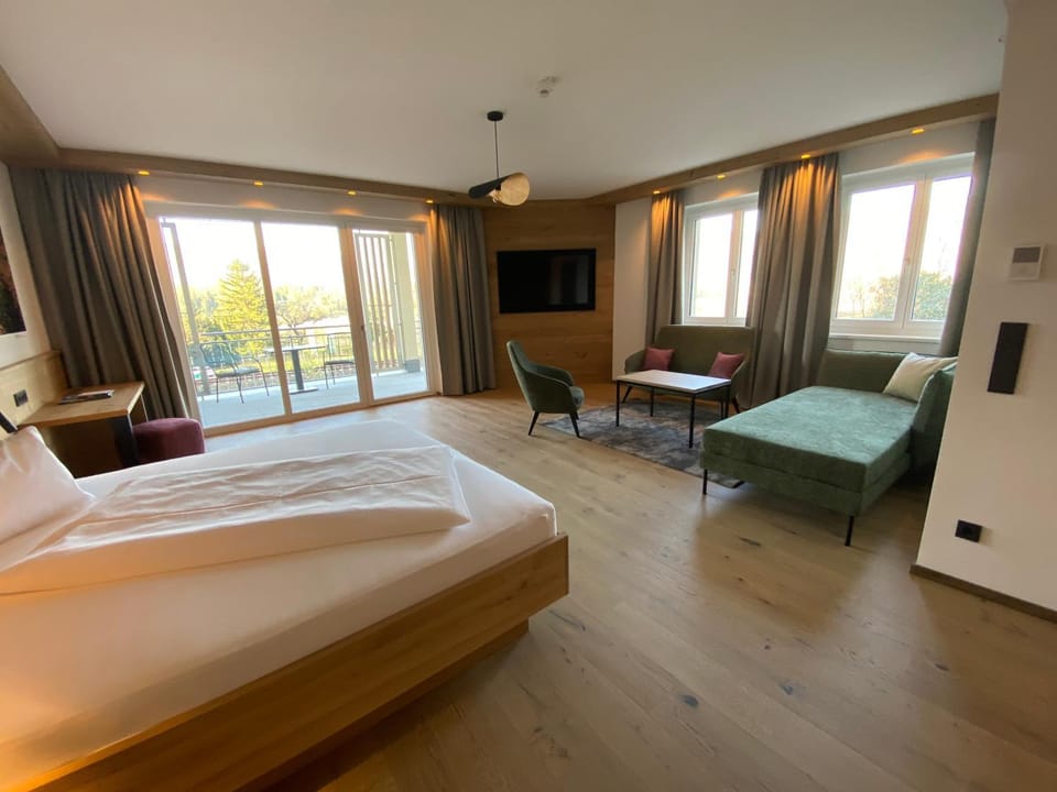 Photo of the whole room
