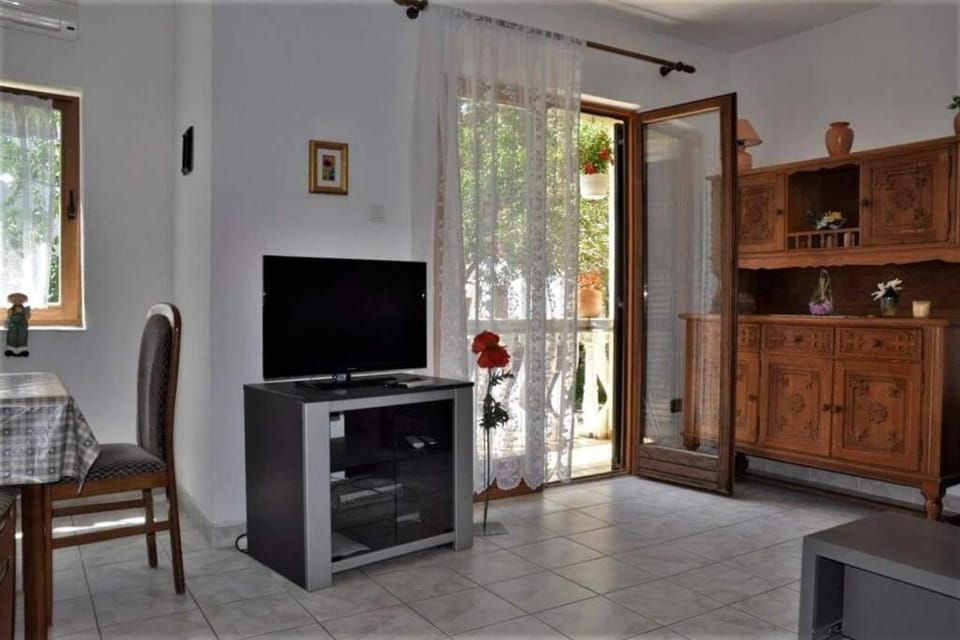 Apartment Peace Apartment in Lika-Senj County
