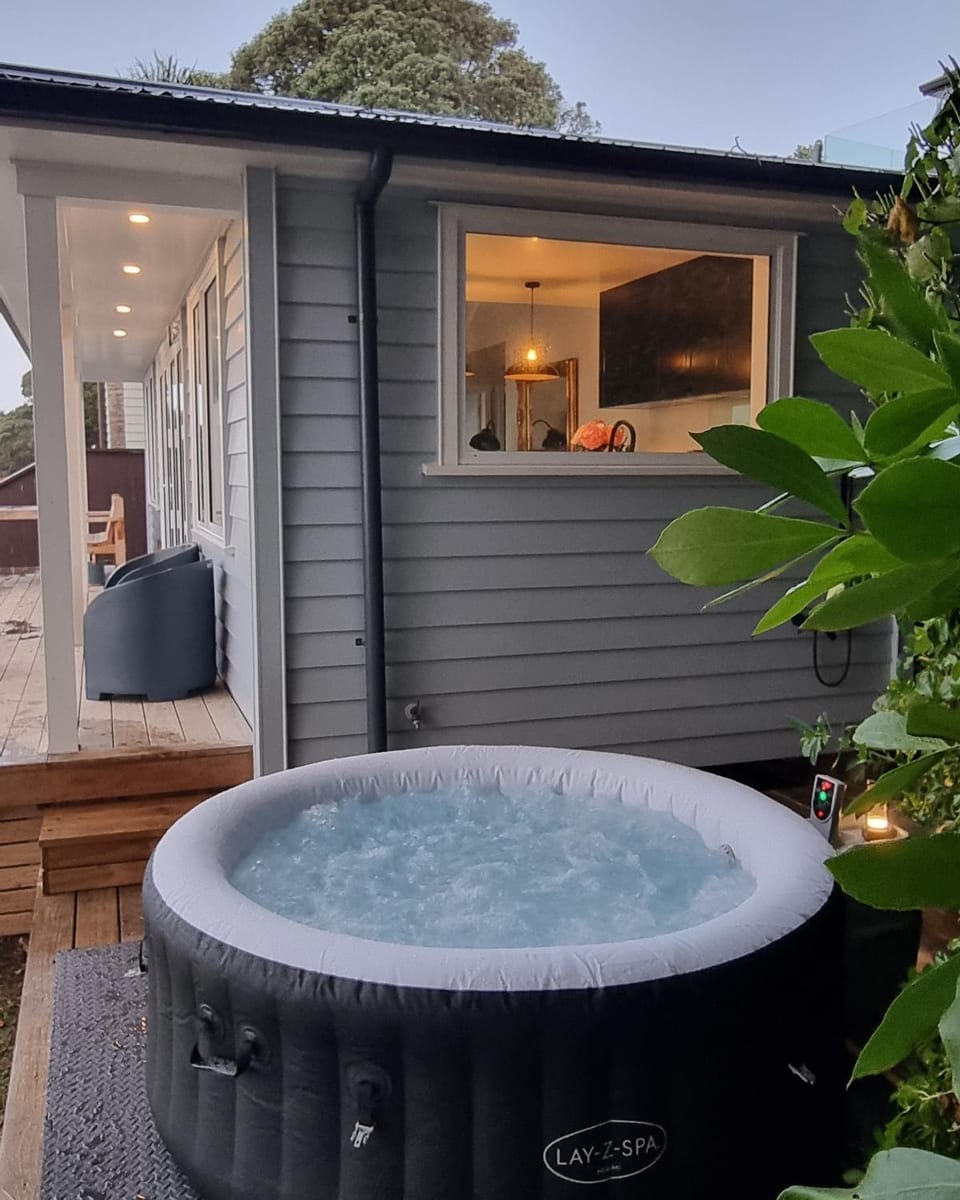 Natural landscape, Hot Tub