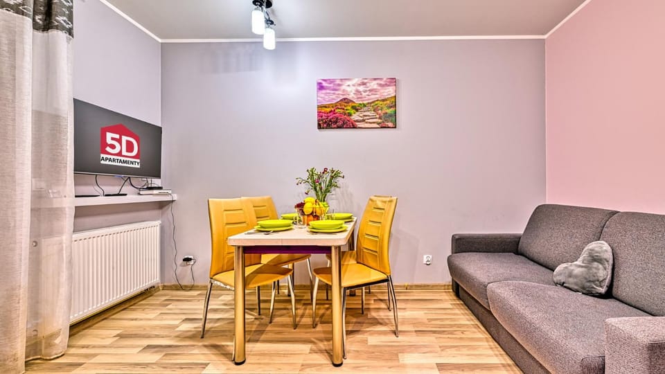 Apartament Wrzosowy - 5D Apartamenty Apartment in Lower Silesian Voivodeship