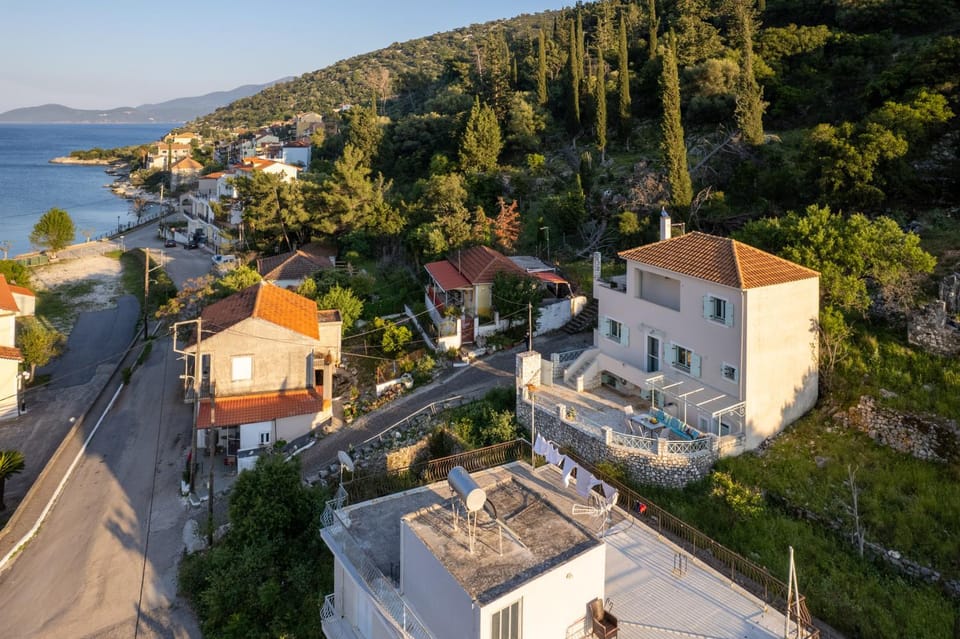 Property building, Bird's eye view, Sea view, Street view