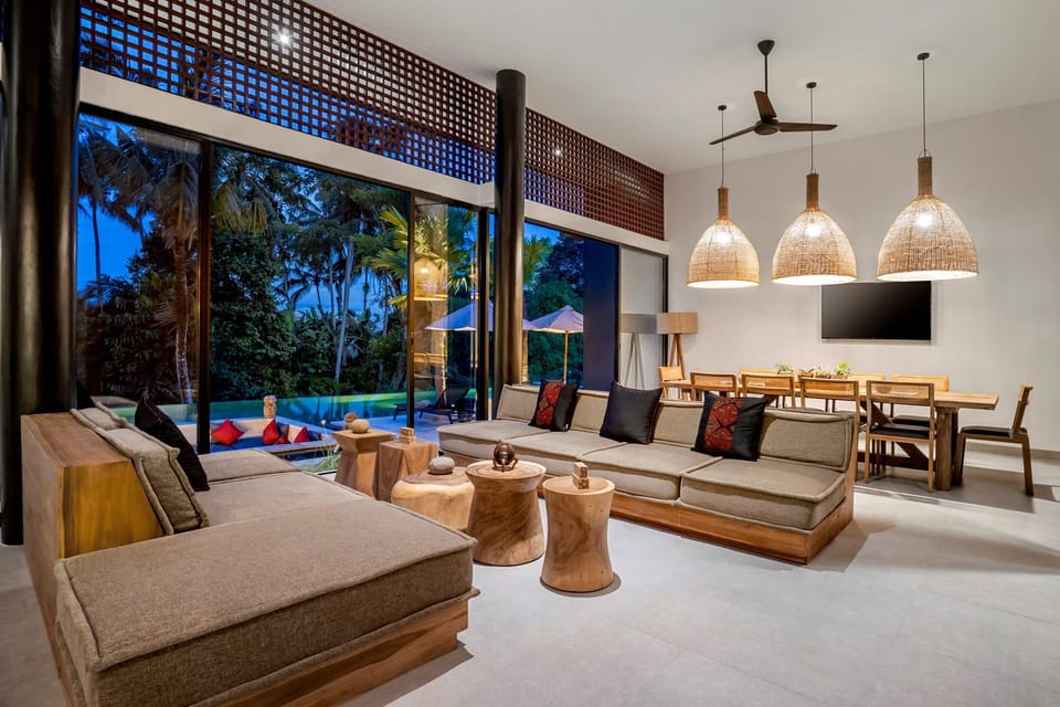 Living room, internet, internet