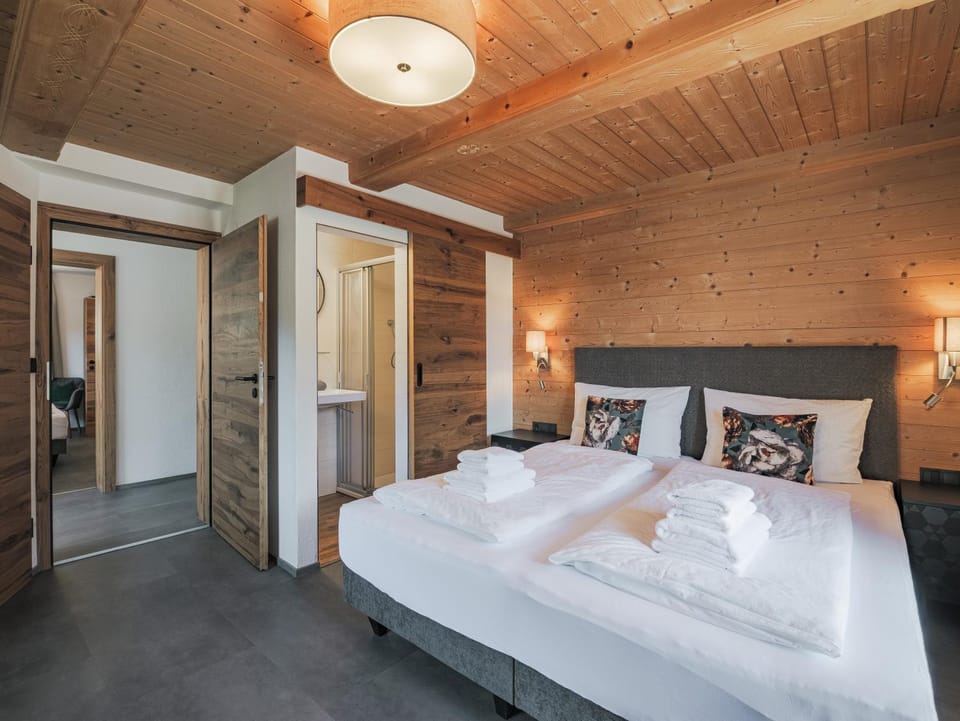 Bathroom, Bedroom