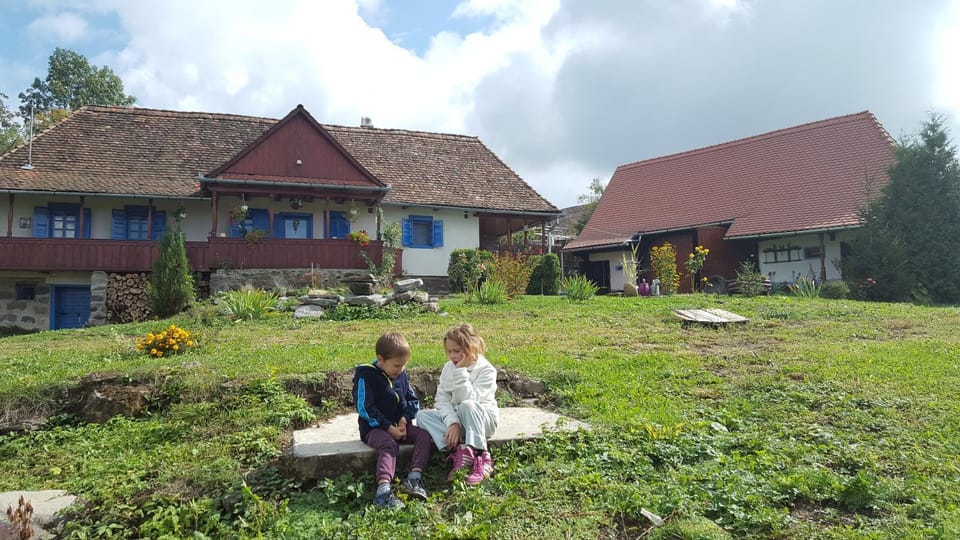 Property building, Garden, Garden view, Family