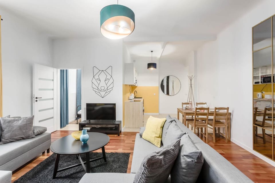 Kitchen or kitchenette, Living room