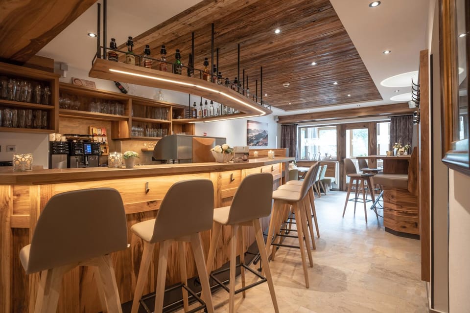 Lounge or bar
